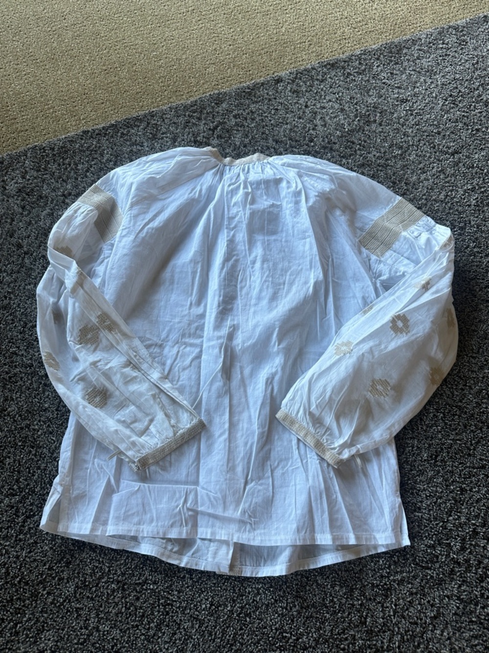 White and Beige Embroidered Long-Sleeve Woman’s Top Lightweight Cotton Aztec - Picture 7 of 8